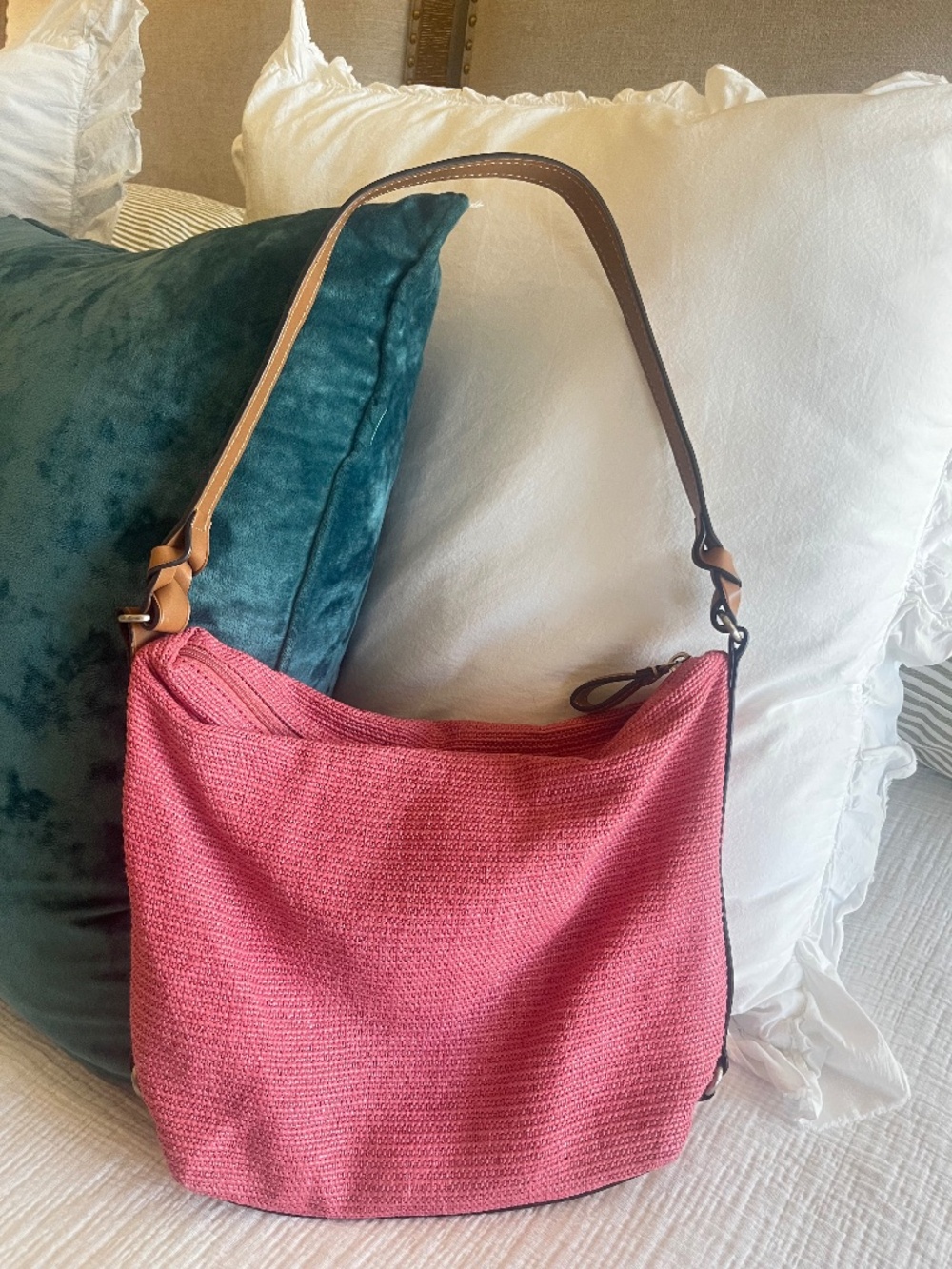 Fossil Pink Straw and Leather Hobo Bag Purse